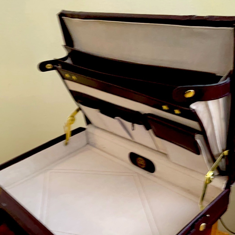 Briefcase